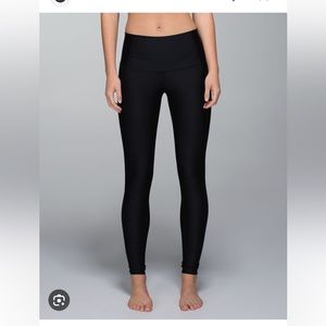Lululemon Shine On Wonder Under Tights Size 6